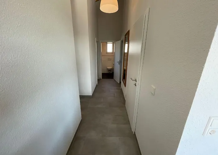 G16 Eingezaeuntes Haus Mit Terrasse Und Garten By Interhome *