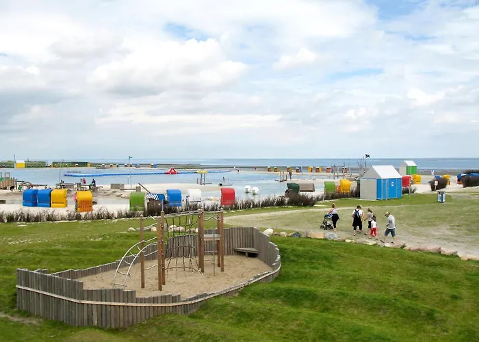 G16 Eingezaeuntes Haus Mit Terrasse Und Garten By Interhome